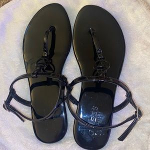 Guess sandals